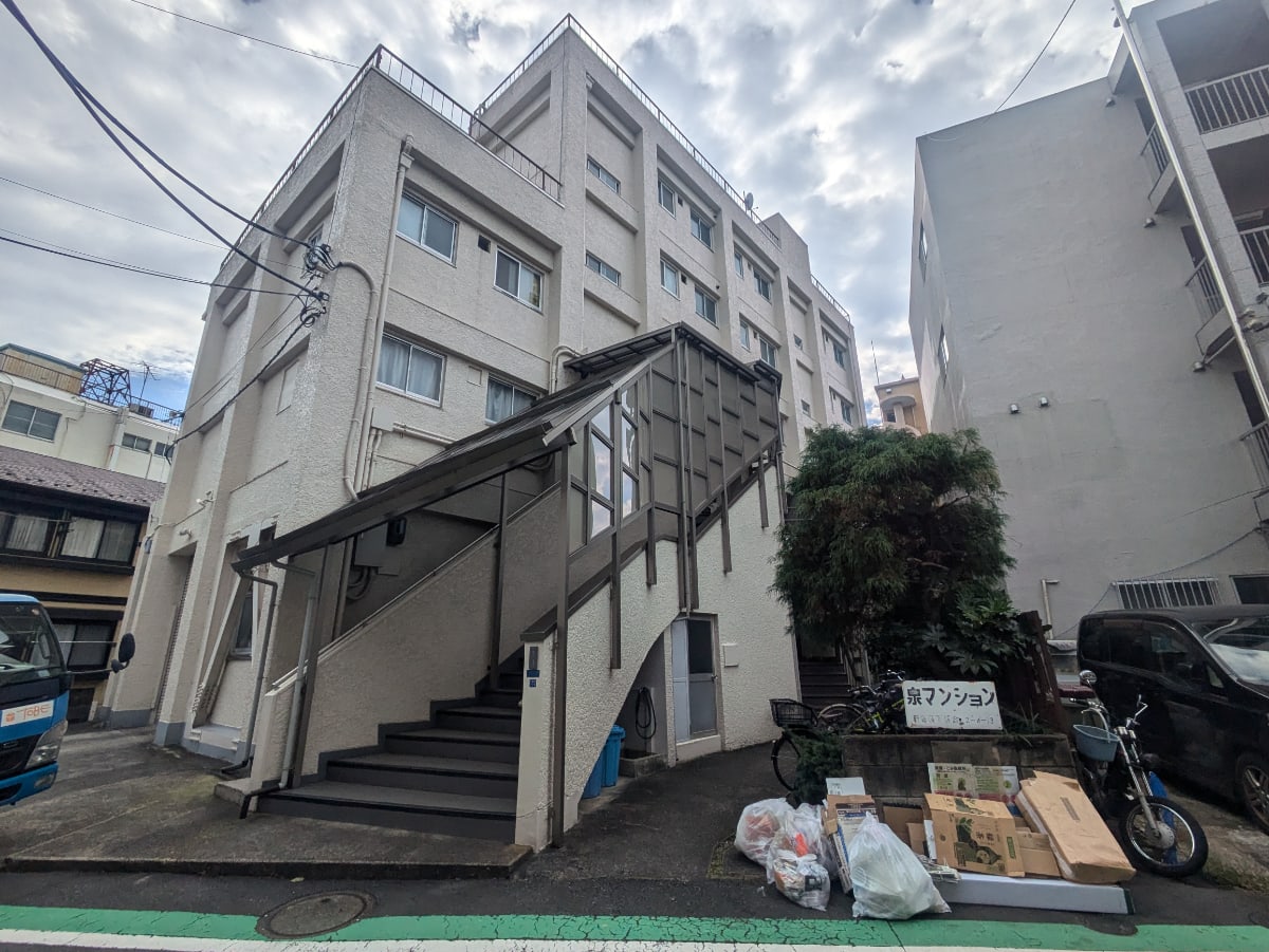 v20250413150543/fresh/building/J00100356906_16