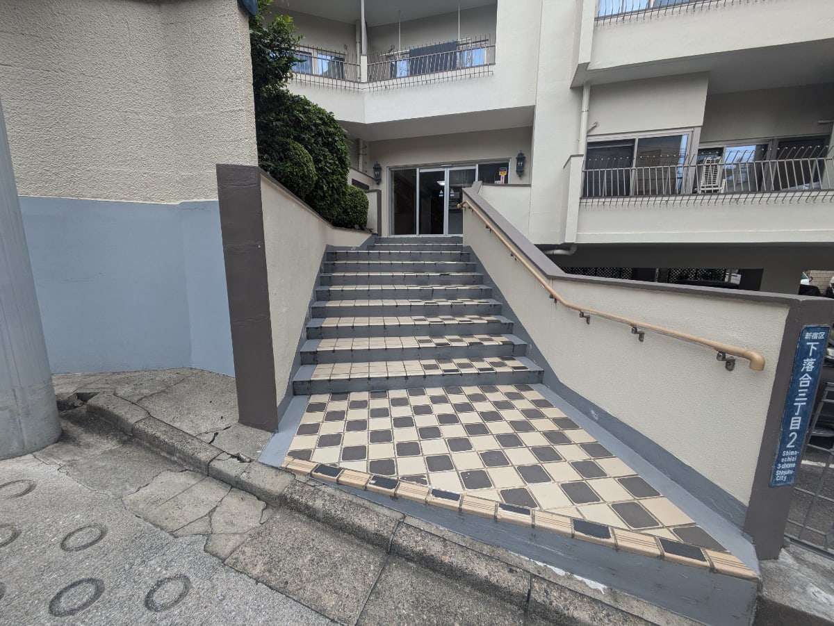 v20250426032849/fresh/building/J00100356901_3