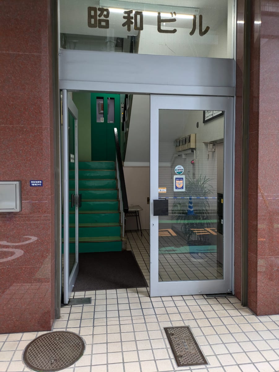 v20250427002254/fresh/building/J00100385752_3