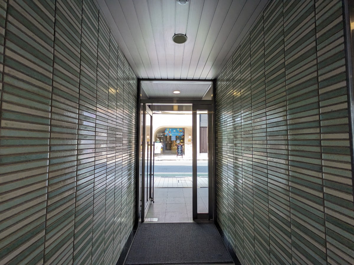 v20250427002254/fresh/building/J00100386658_8
