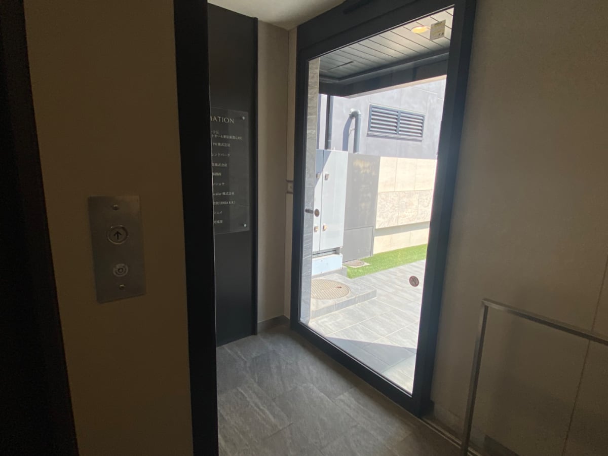 v20250427002254/fresh/building/J00100386895_8