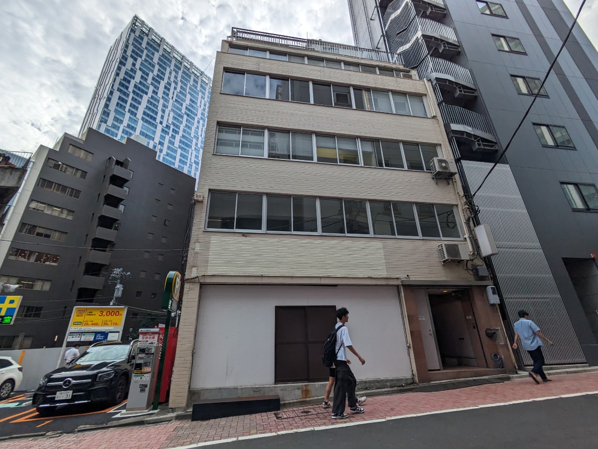 v20250427002254/fresh/building/J00100386989_7