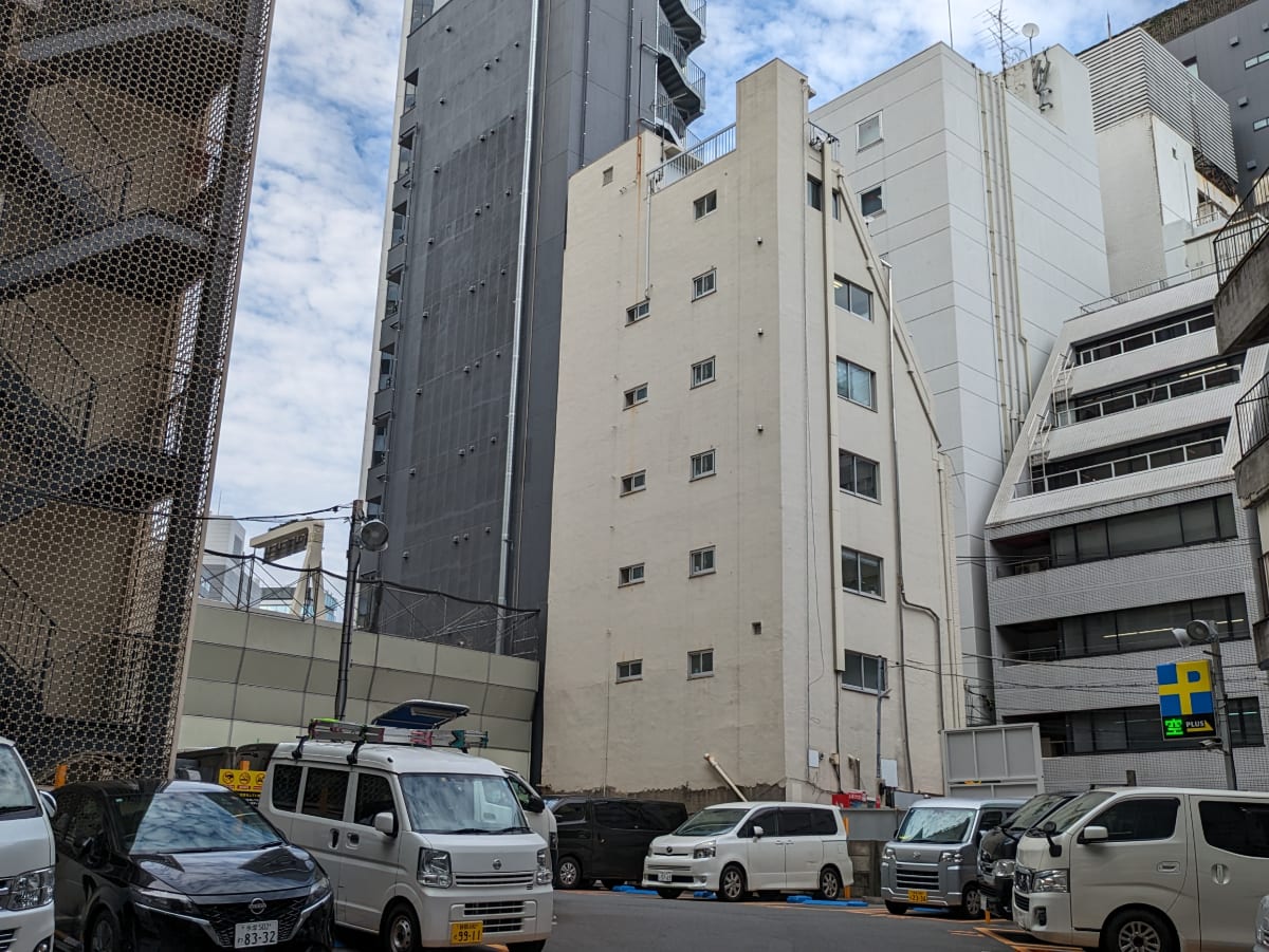 v20250427002254/fresh/building/J00100386989_9