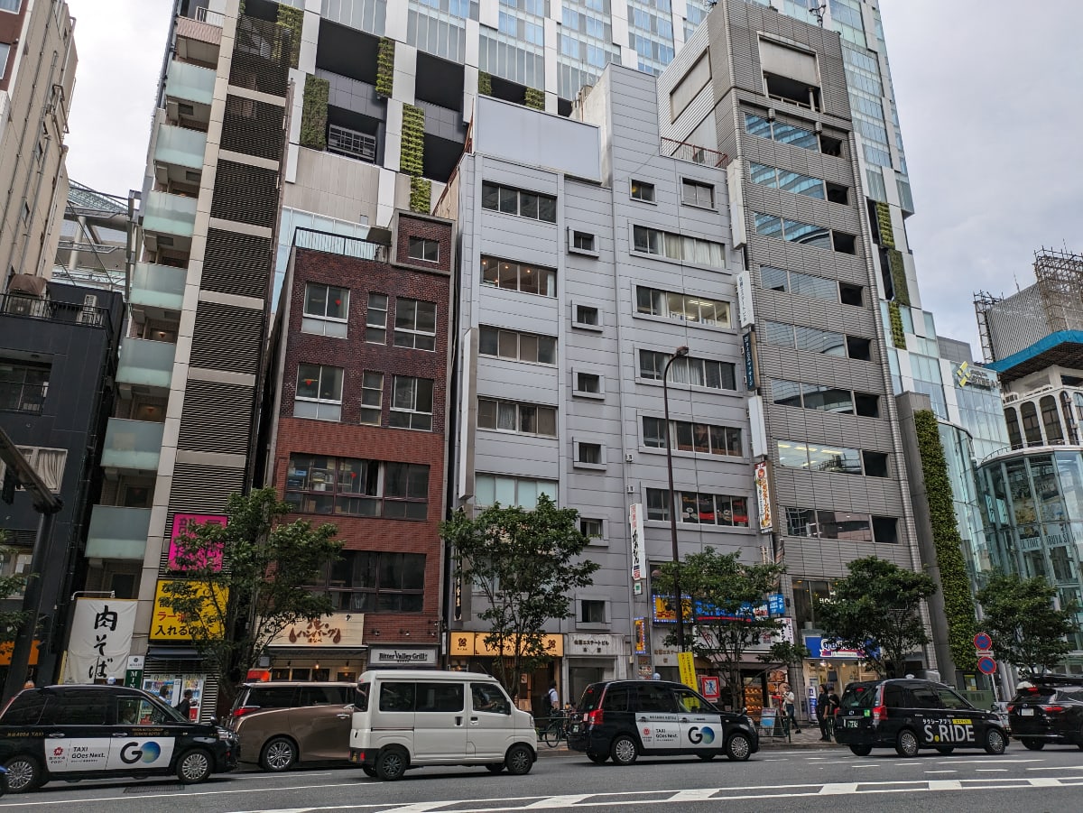 v20250427002254/fresh/building/J00100387015_1