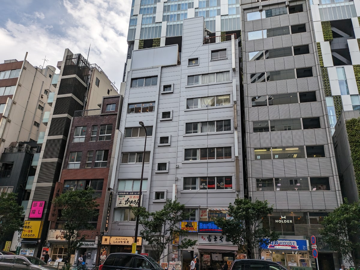 v20250427002254/fresh/building/J00100387015_6