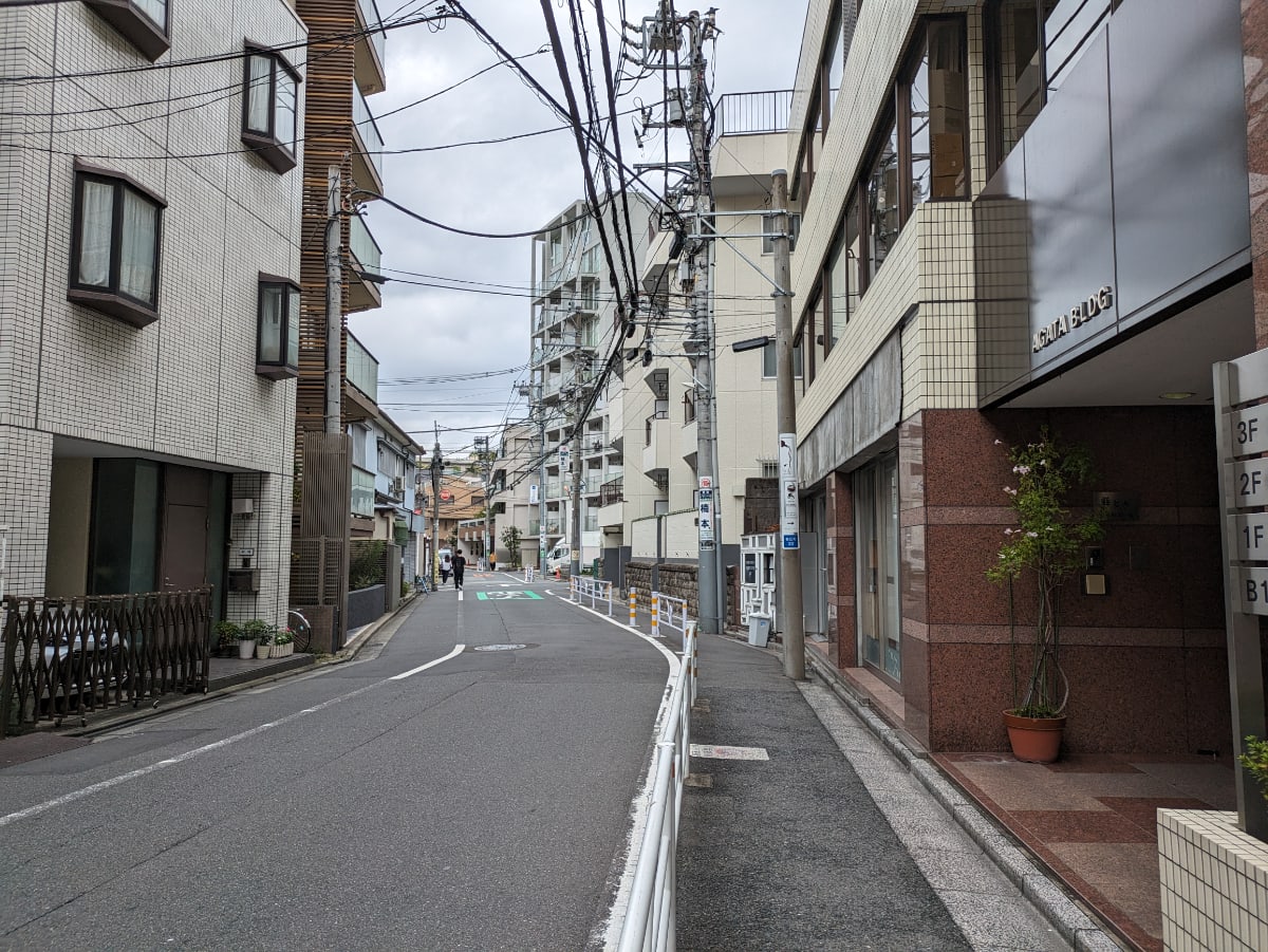 v20250427002254/fresh/building/J00100387050_2