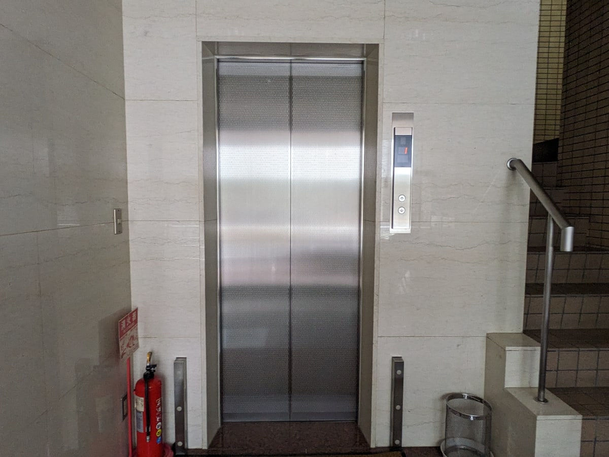 v20250427002254/fresh/building/J00100387050_4