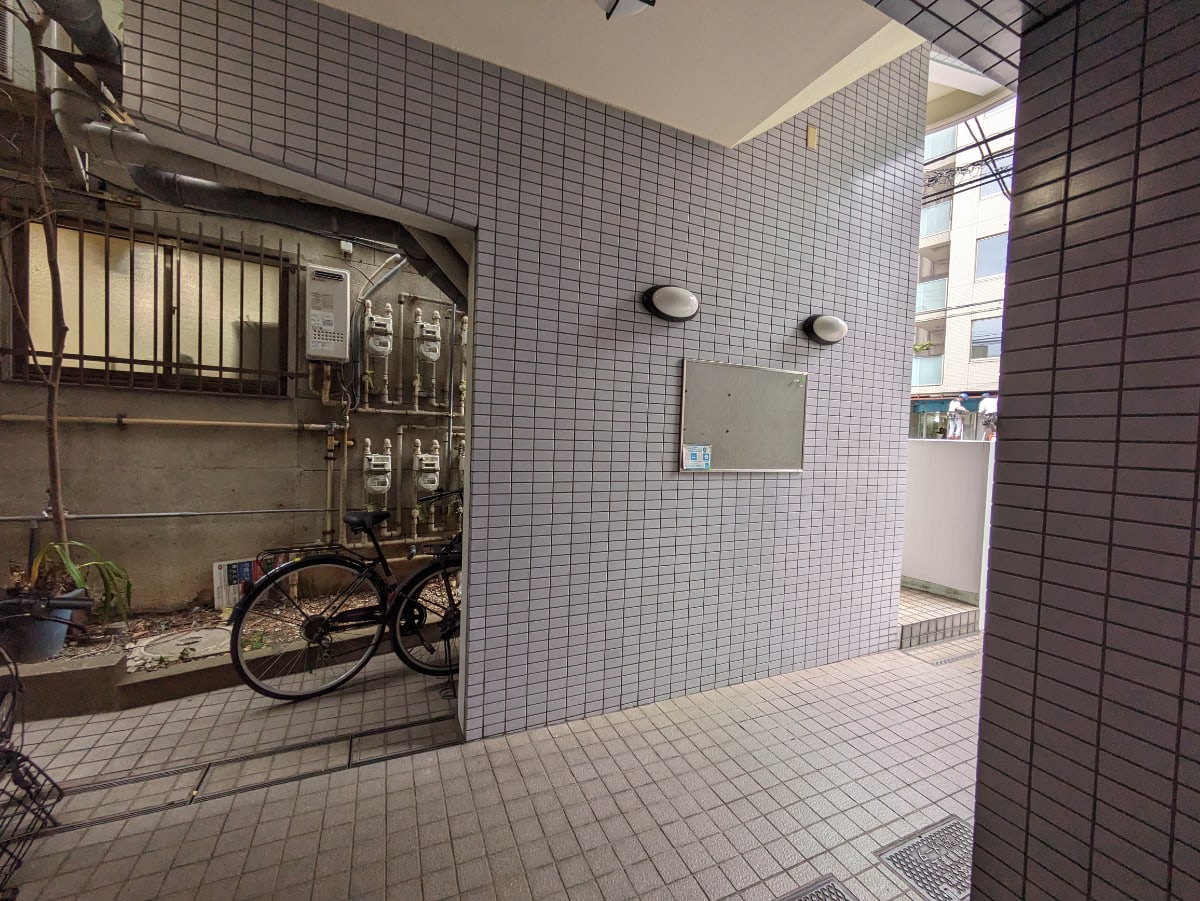 v20250427002254/fresh/building/J00100387068_12