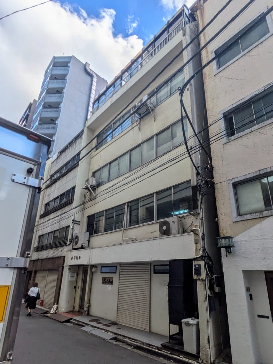 v20250427002254/fresh/building/J00100387109_6