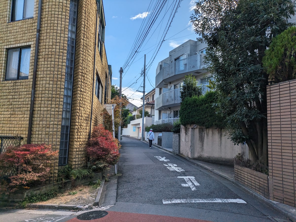 v20250427002254/fresh/building/J00100387179_20