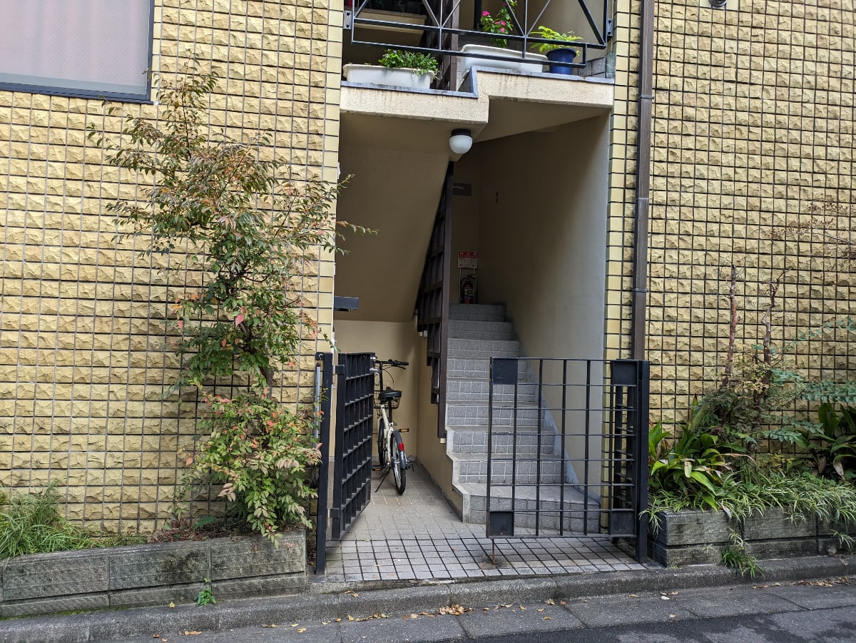 v20250427002254/fresh/building/J00100387179_3