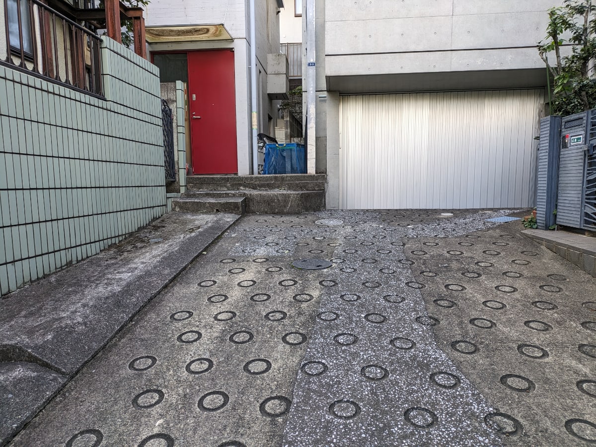v20250427002254/fresh/building/J00100387180_9