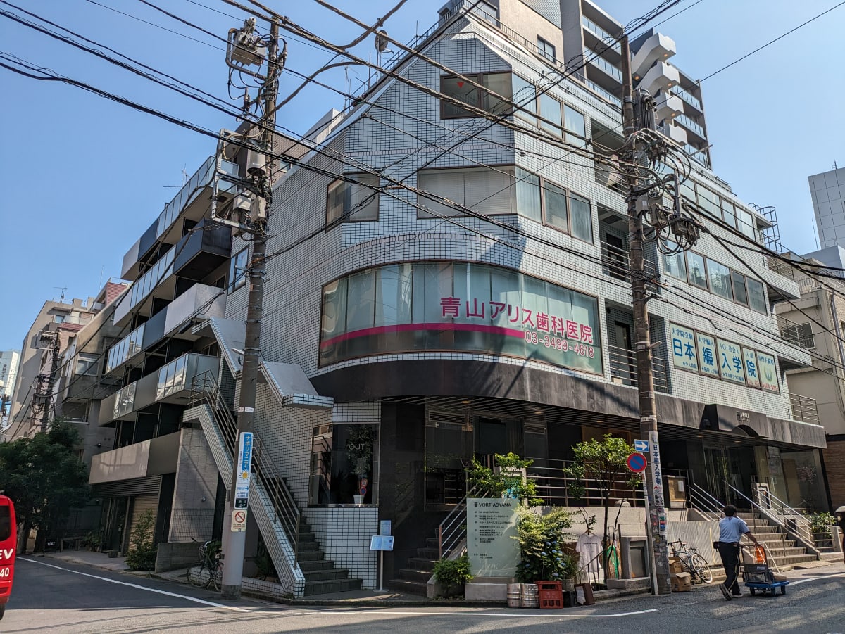 v20250427002254/fresh/building/J00100387212_1