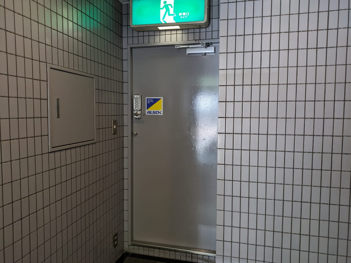 v20250427002254/fresh/building/J00100387216_12