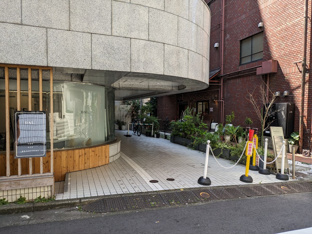 v20250427002254/fresh/building/J00100387225_12