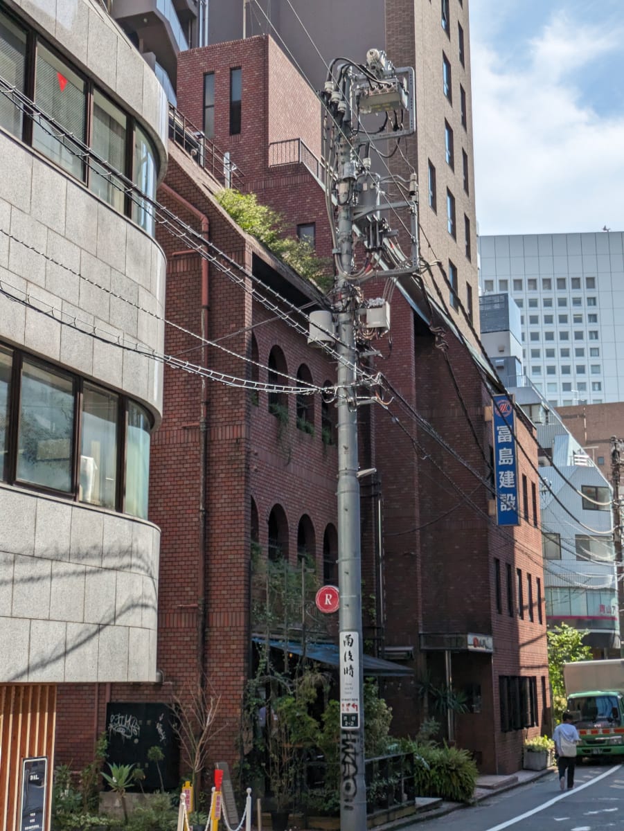 v20250427002254/fresh/building/J00100387226_9