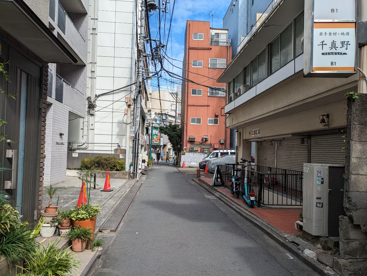 v20250427002254/fresh/building/J00100387241_10