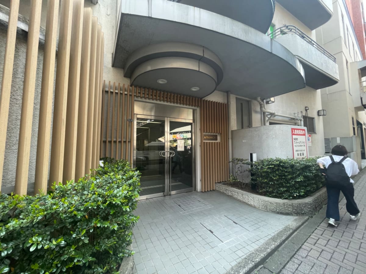 v20250427002254/fresh/building/J00100387288_3