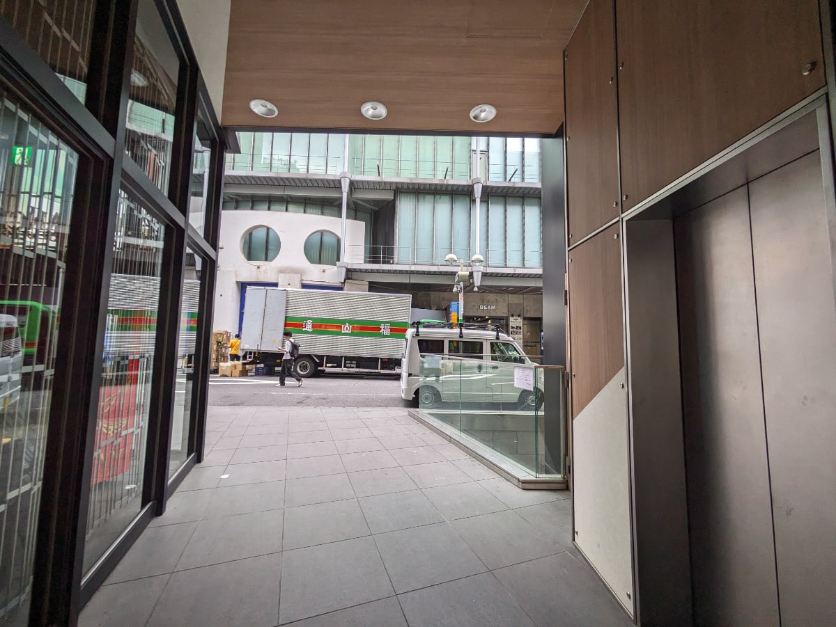 v20250427002254/fresh/building/J00100387333_15