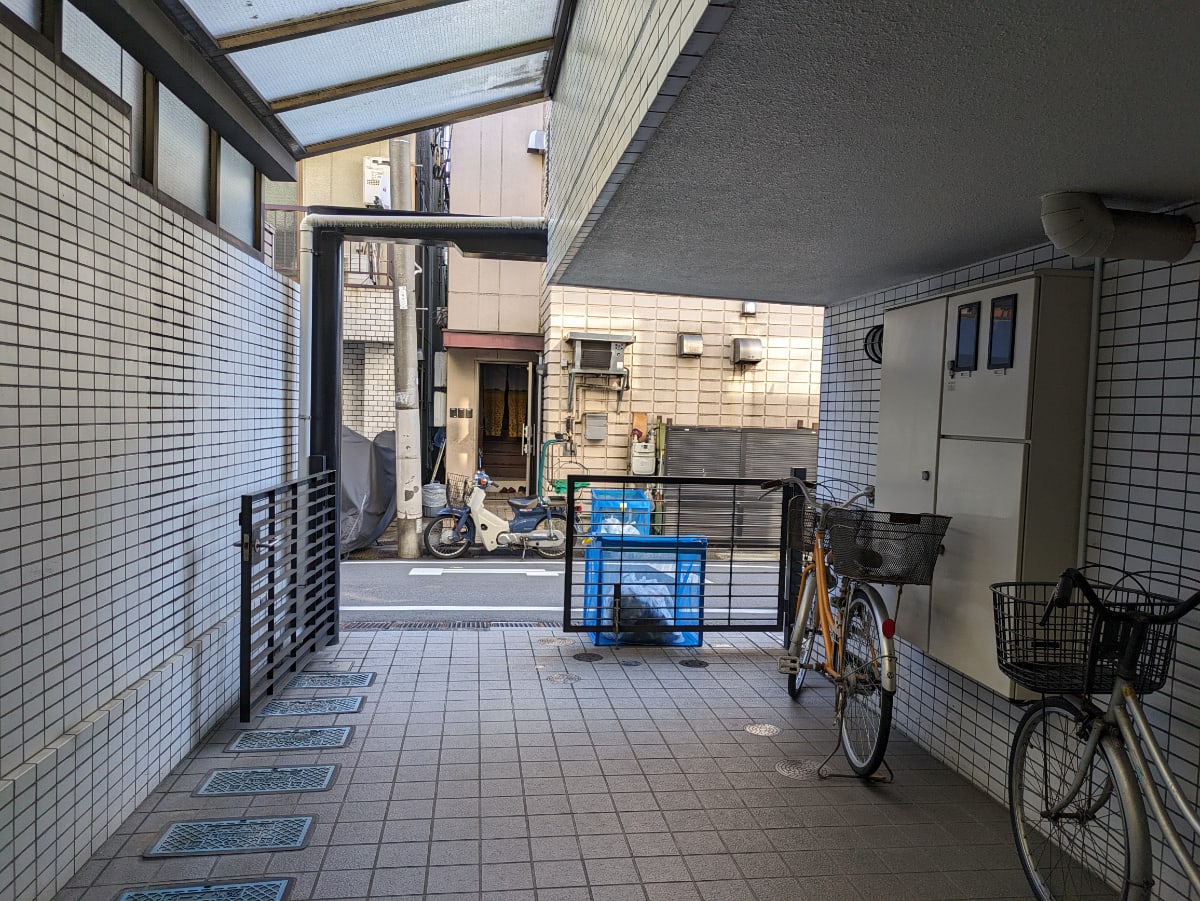 v20250427002254/fresh/building/J00100387472_7