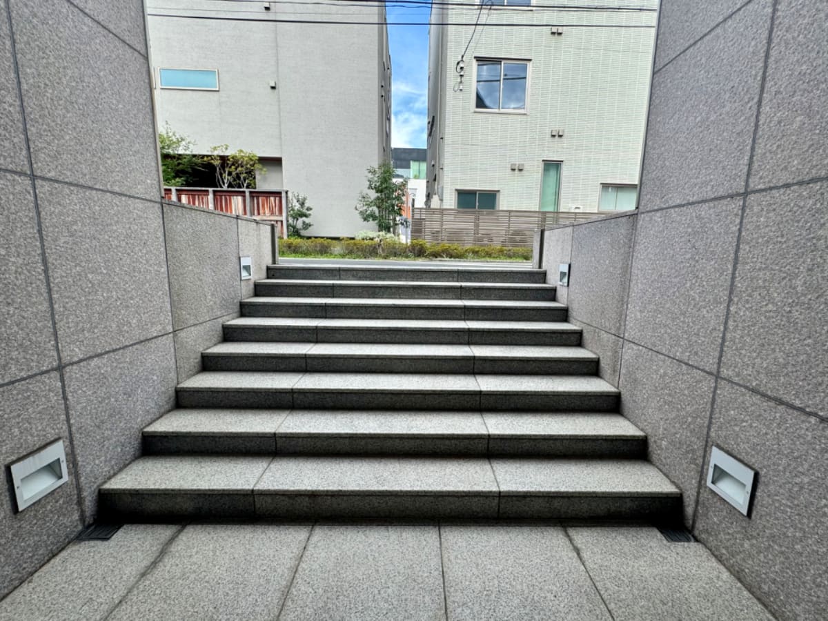 v20250427002254/fresh/building/J00100387505_14