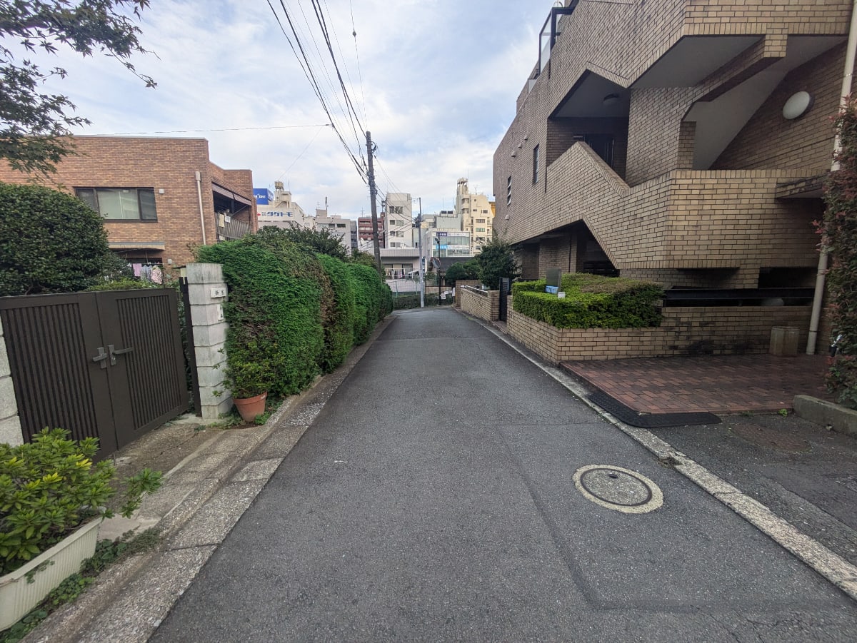 v20250427002254/fresh/building/J00100387555_9