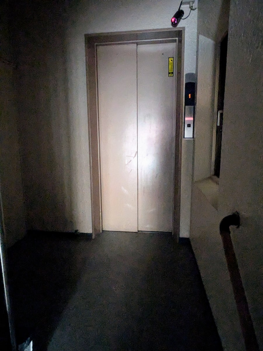 v20250427002254/fresh/building/J00100387558_4