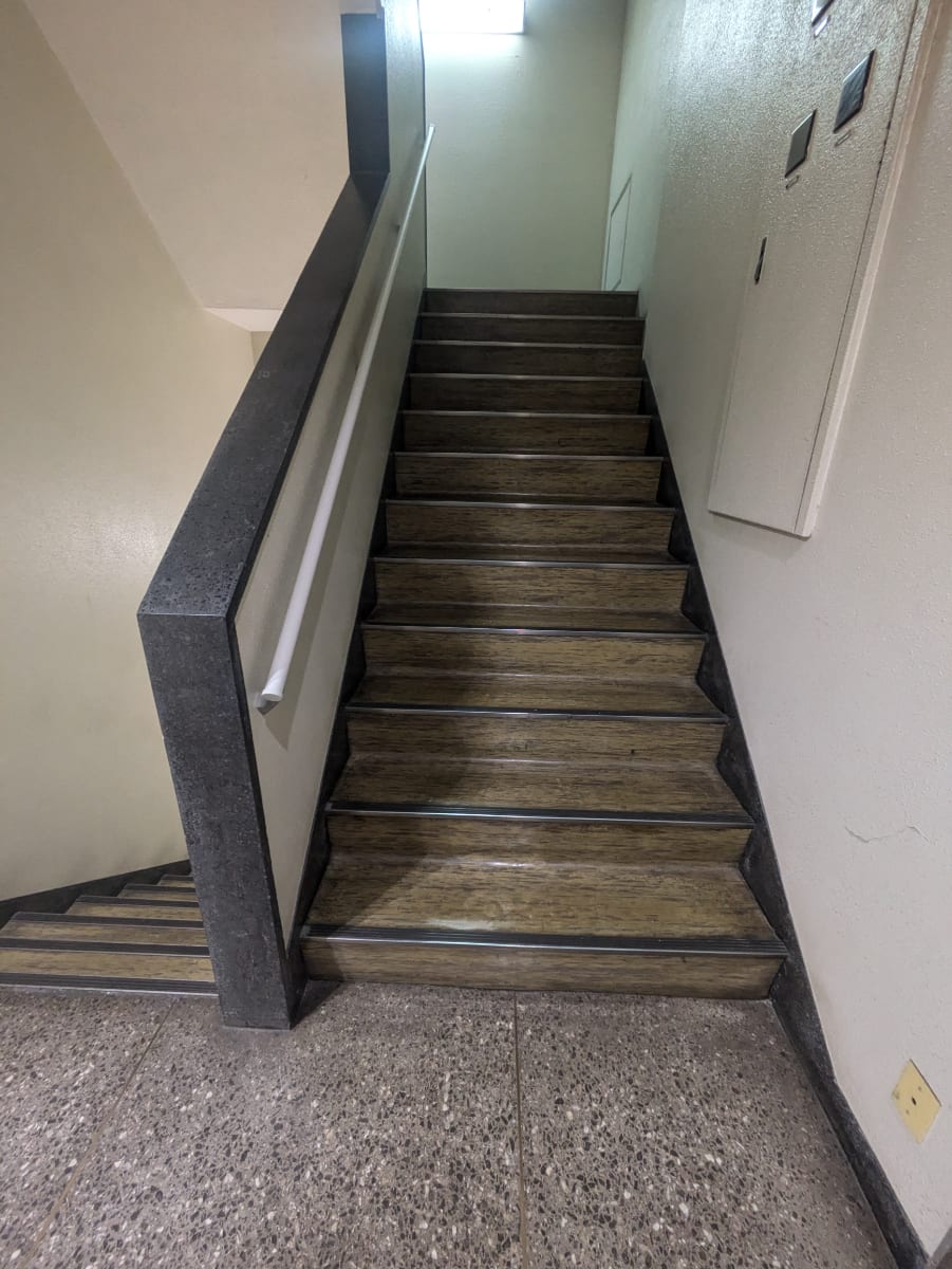 v20250427002254/fresh/building/J00100387566_4