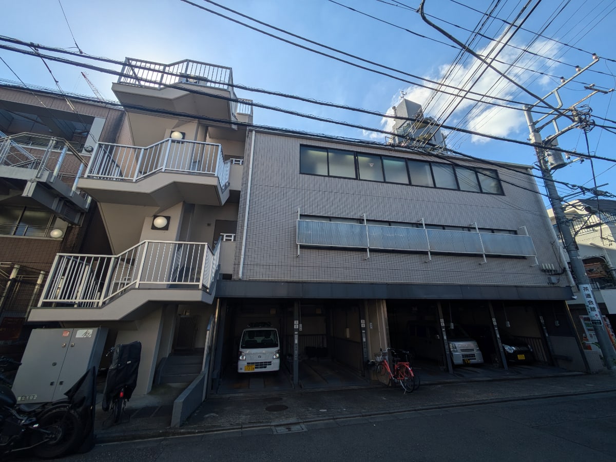 v20250427002254/fresh/building/J00100387642_4