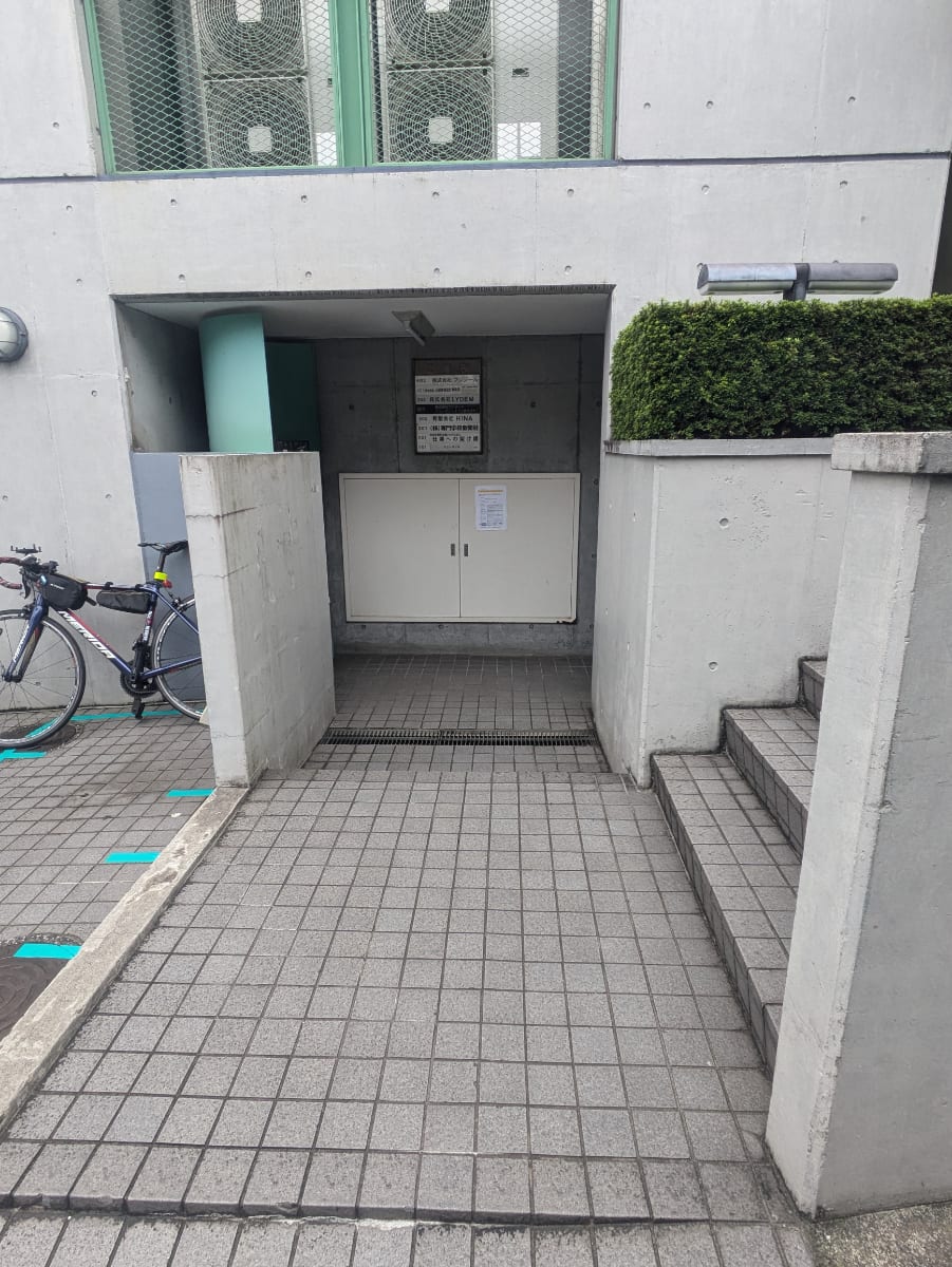 v20250427002254/fresh/building/J00100387644_3
