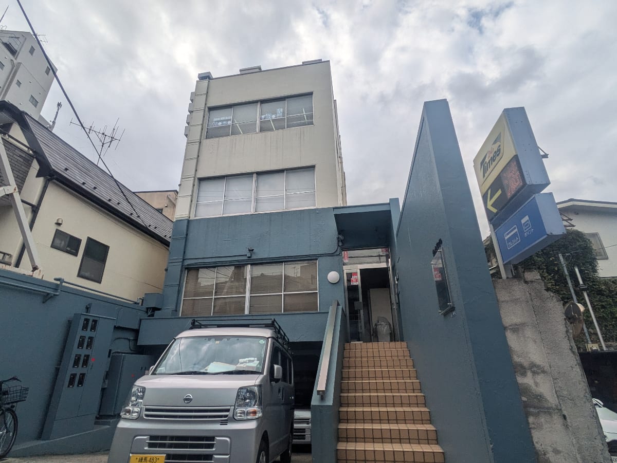 v20250427002254/fresh/building/J00100387682_1