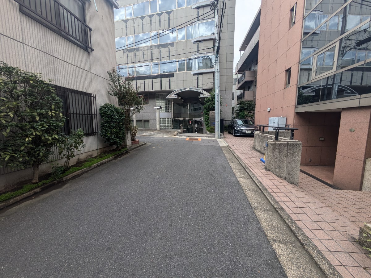 v20250427002254/fresh/building/J00100387703_8