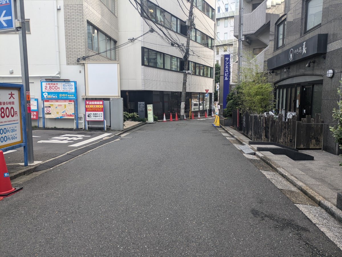 v20250427002254/fresh/building/J00100387704_2