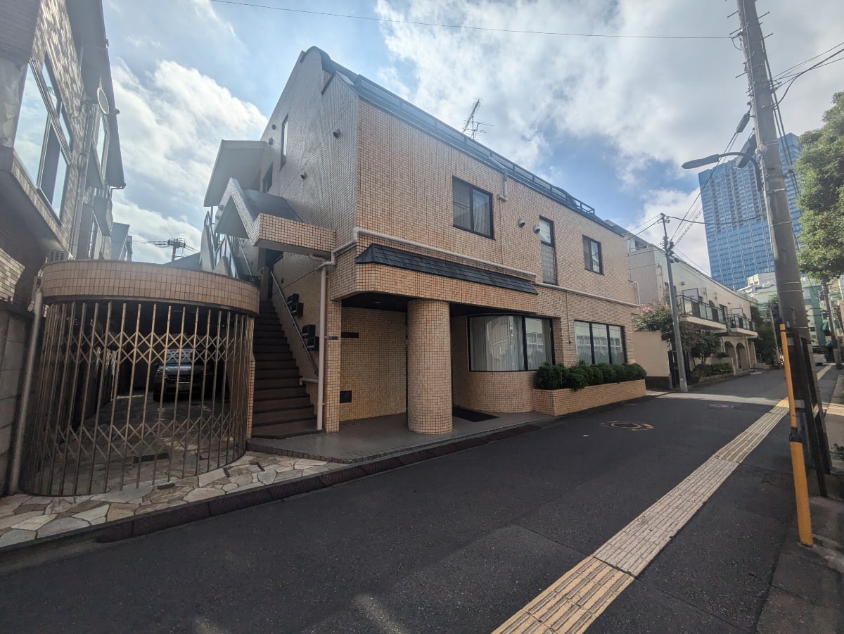 v20250427002254/fresh/building/J00100387796_6