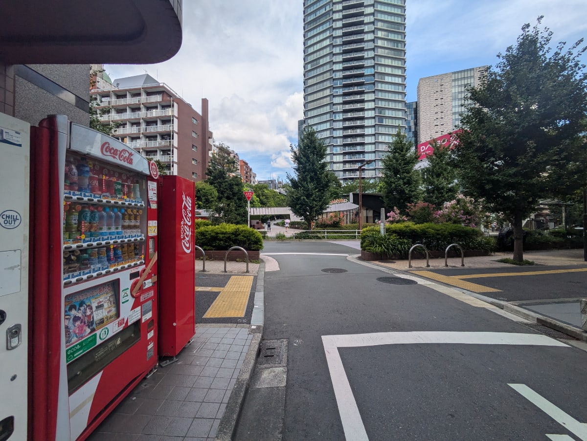 v20250427002254/fresh/building/J00100387884_12