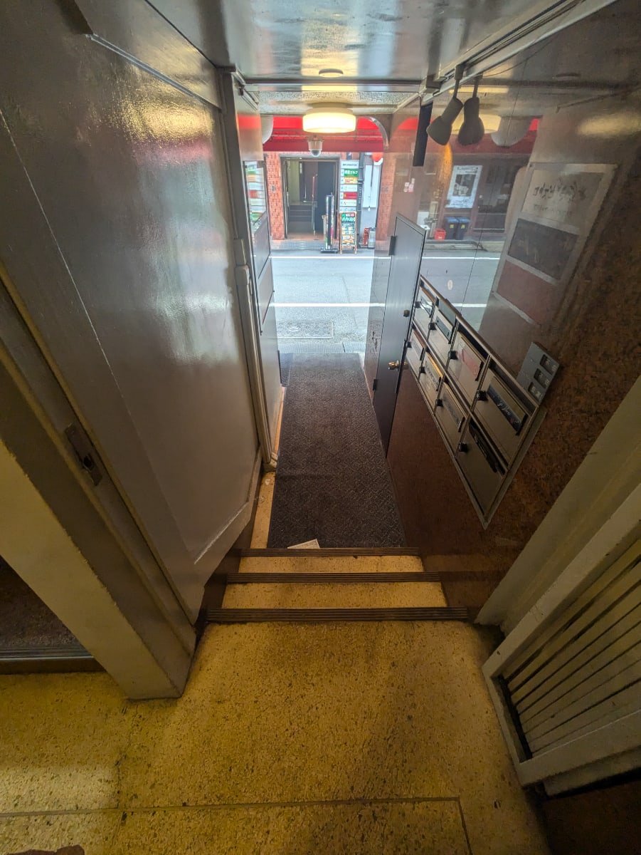 v20250427002254/fresh/building/J00100388013_9