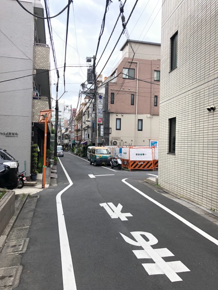 v20250427002254/fresh/building/J00100388038_9