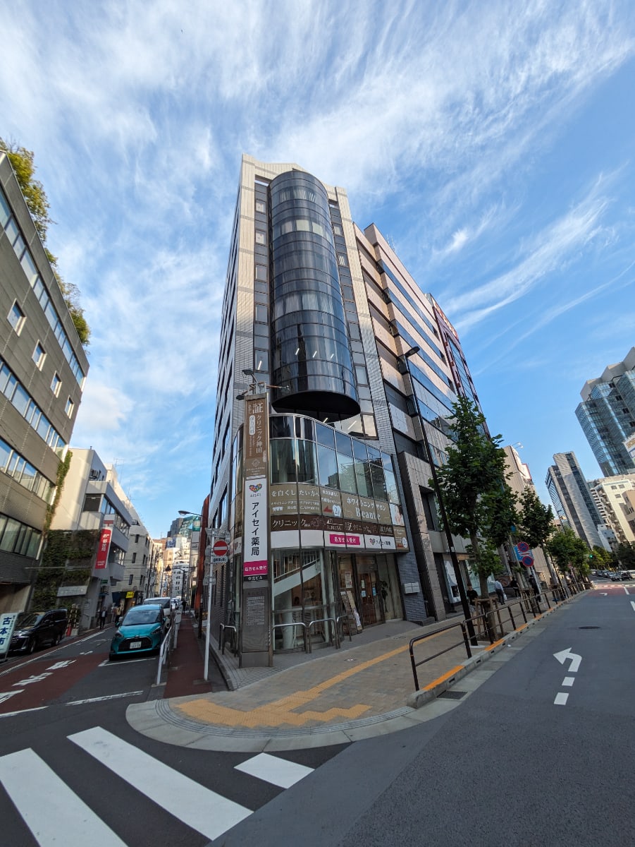 v20250427002254/fresh/building/J00100388211_1