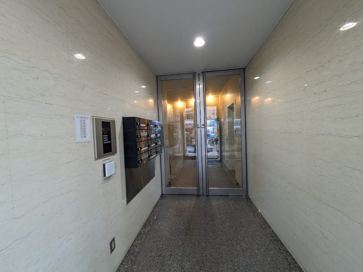 v20250427002254/fresh/building/J00100388212_5