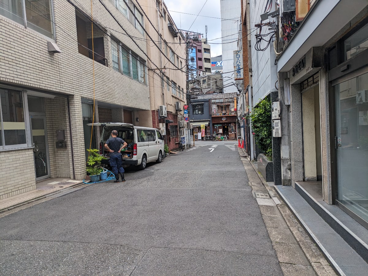 v20250427002254/fresh/building/J00100388230_6