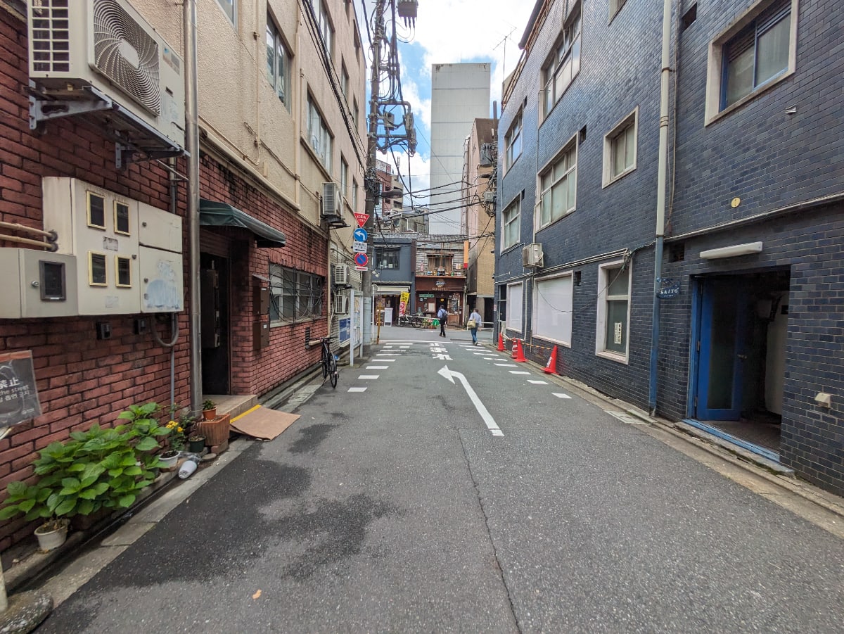 v20250427002254/fresh/building/J00100388236_11