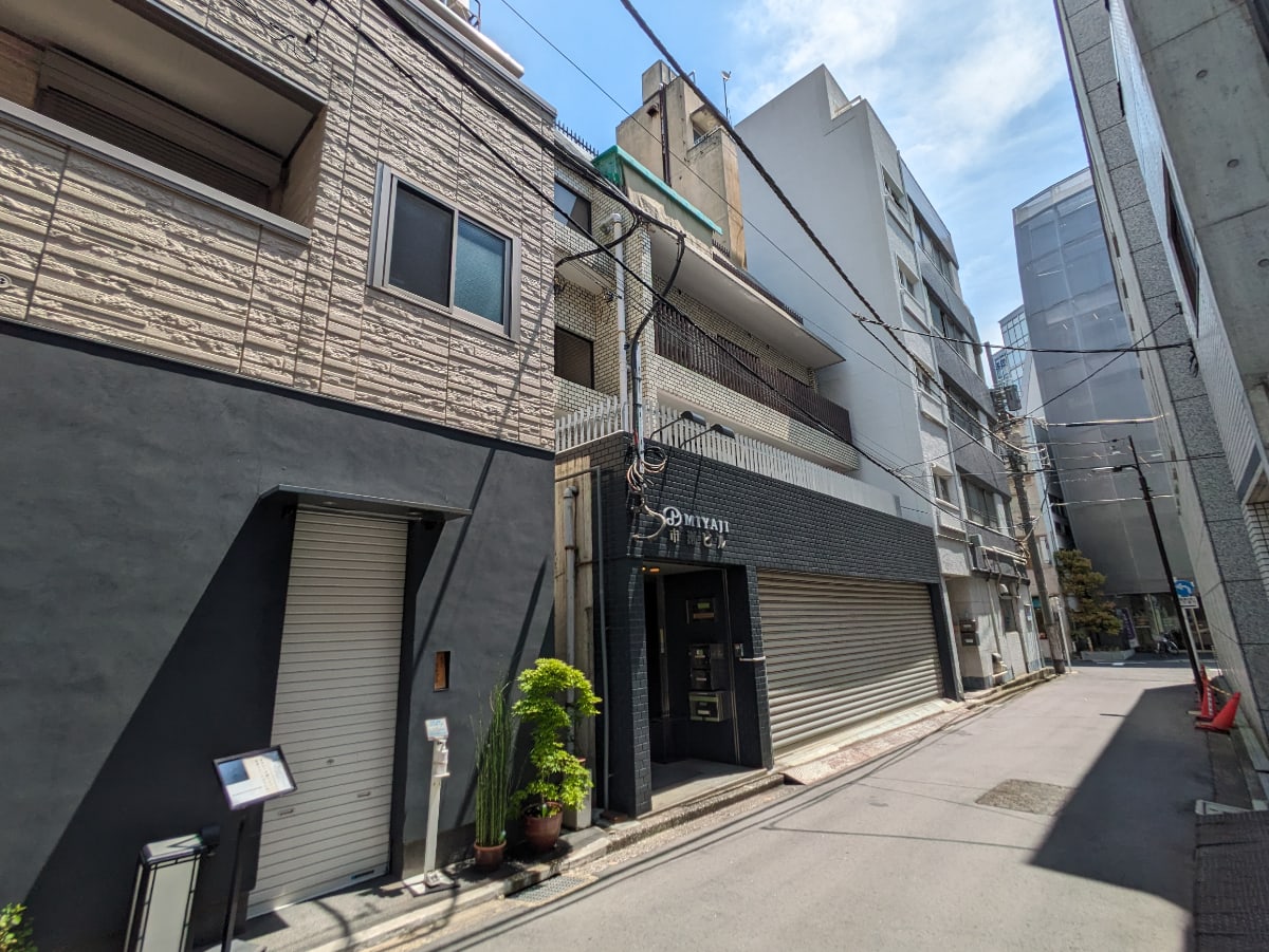 v20250427002254/fresh/building/J00100388257_8