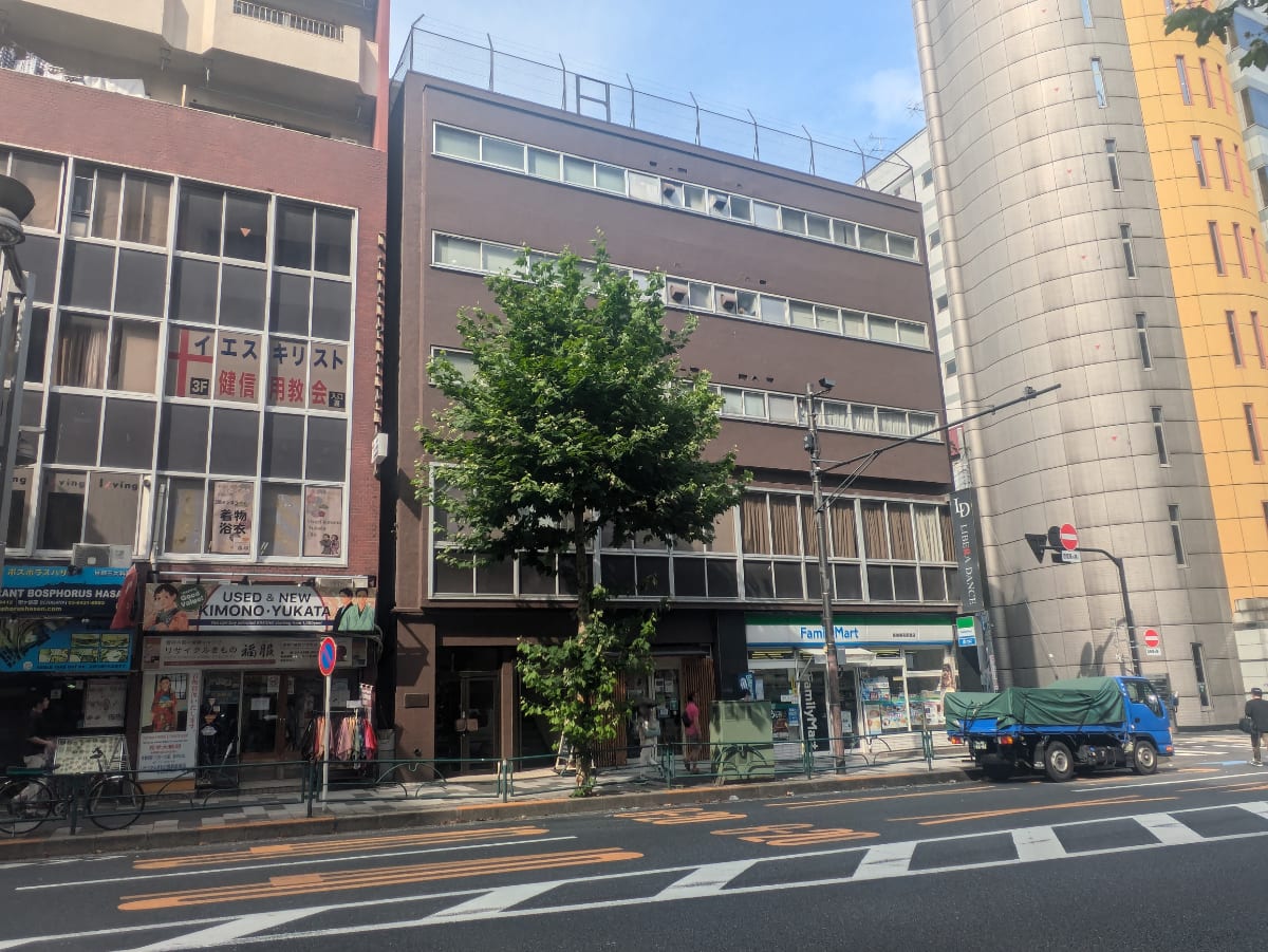 v20250427002254/fresh/building/J00100388309_6