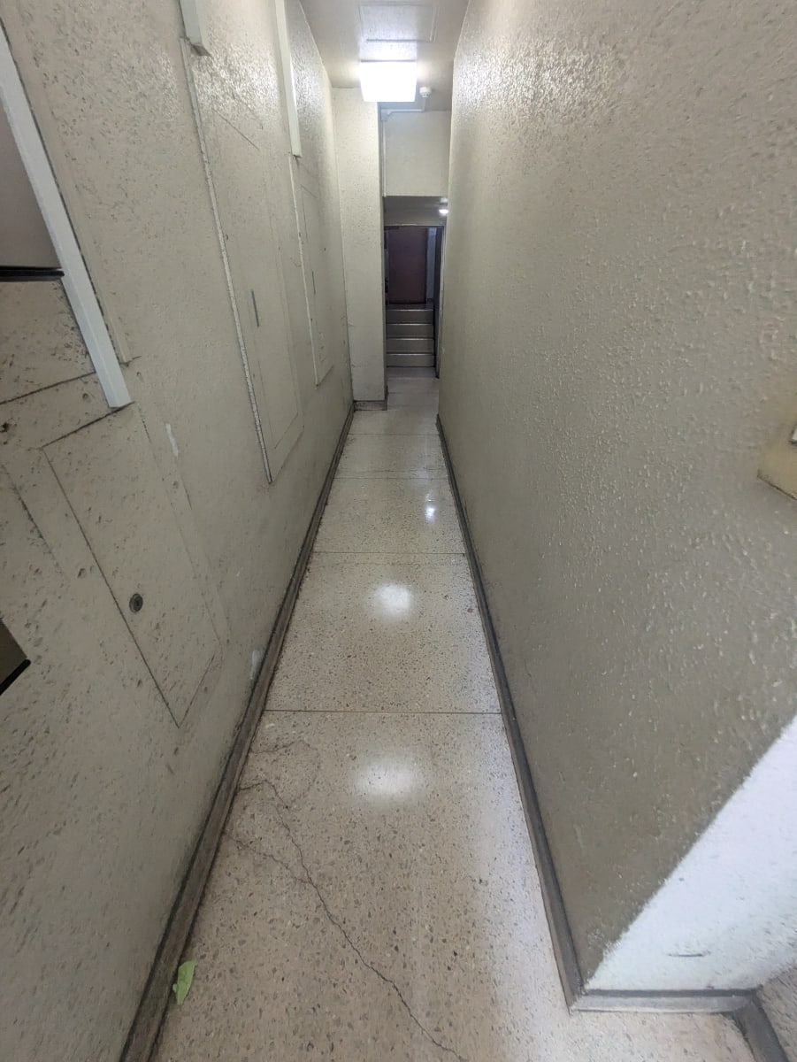 v20250427002254/fresh/building/J00100388331_5