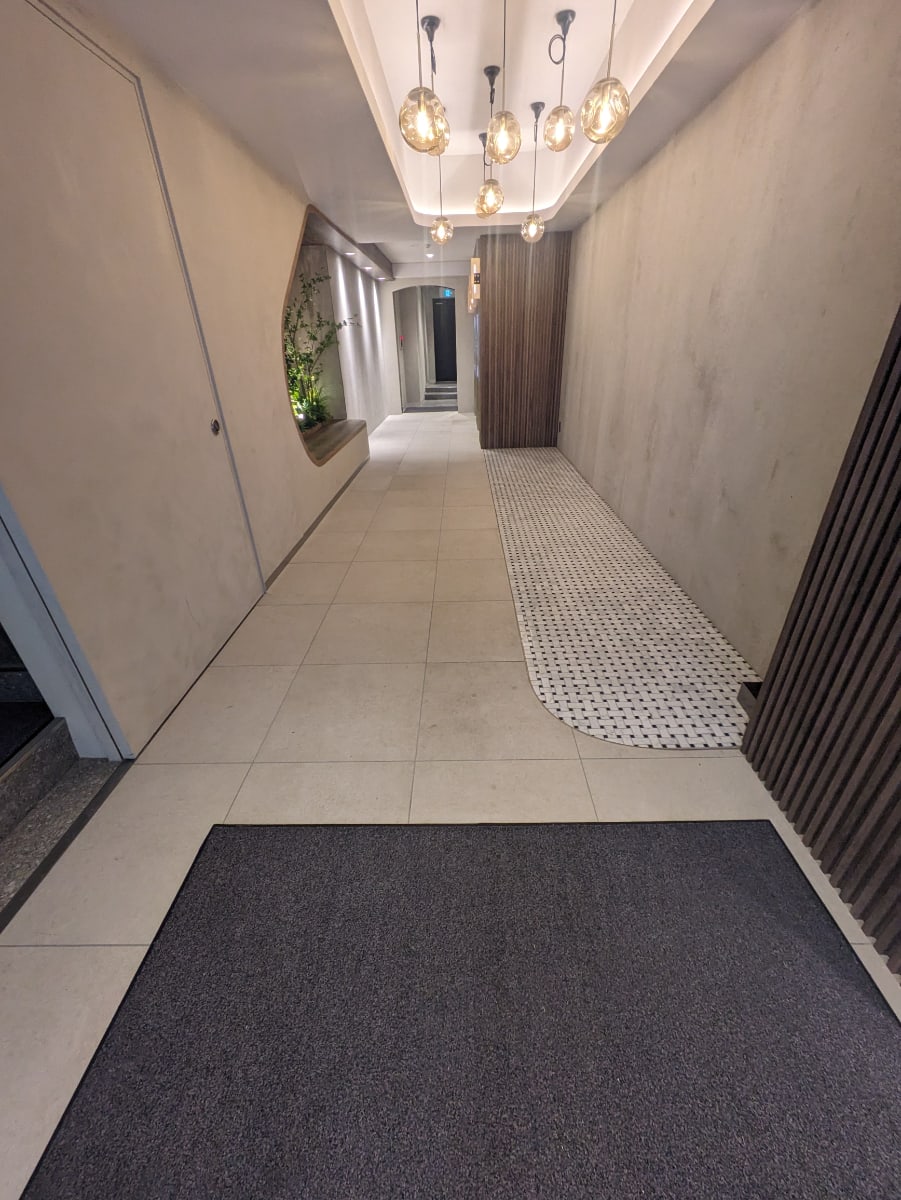 v20250427002254/fresh/building/J00100388376_16