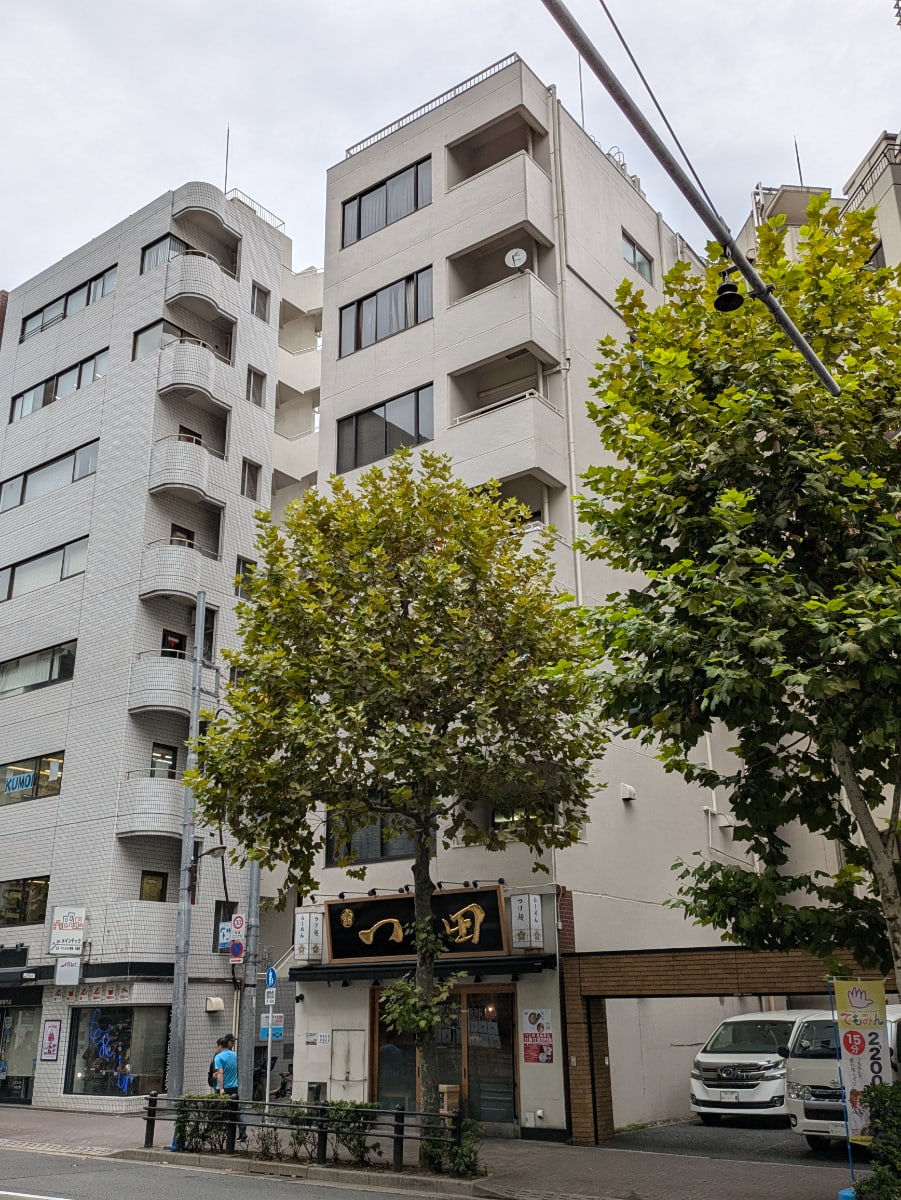 v20250427002254/fresh/building/J00100388389_10