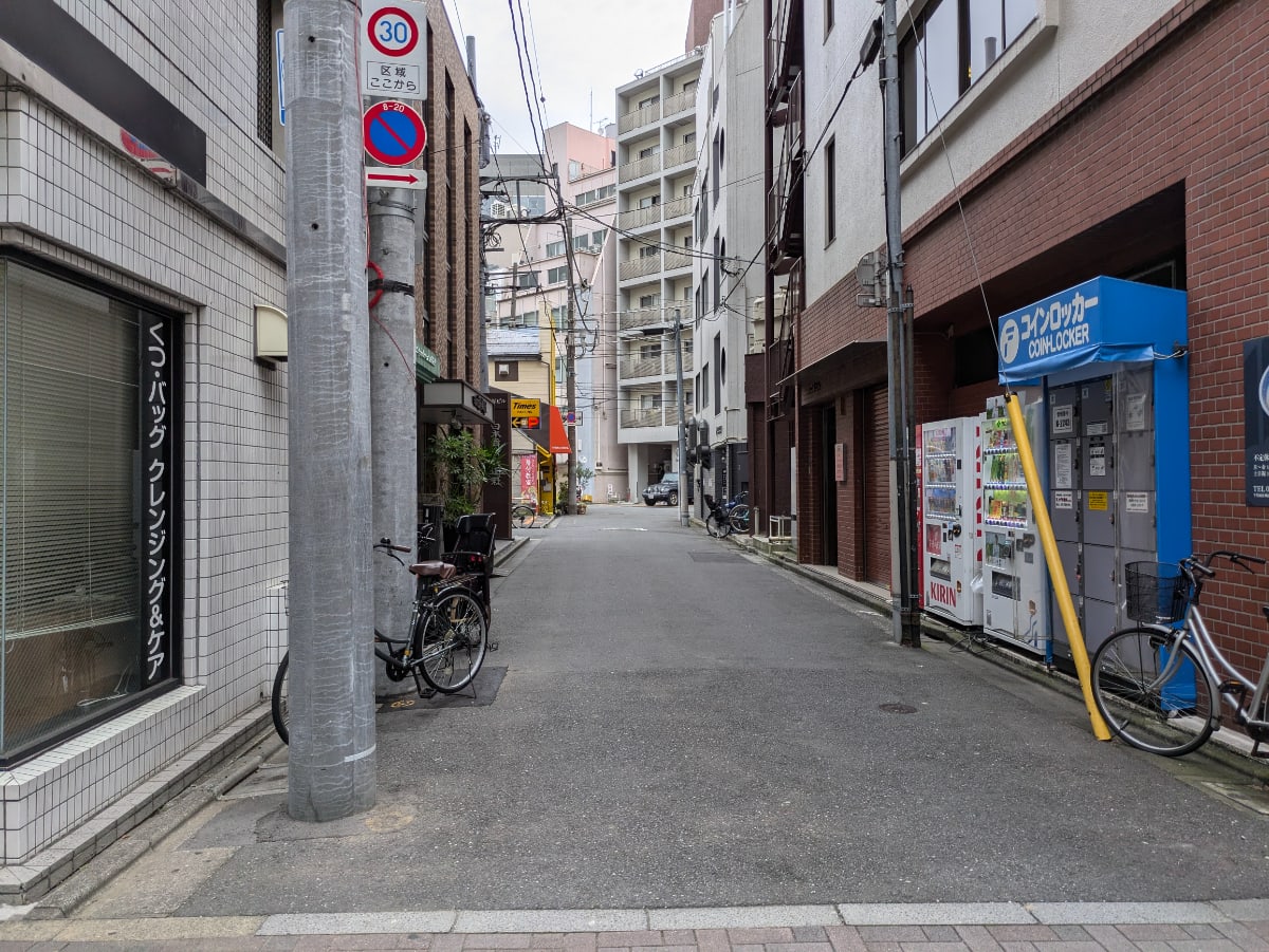 v20250427002254/fresh/building/J00100388389_7