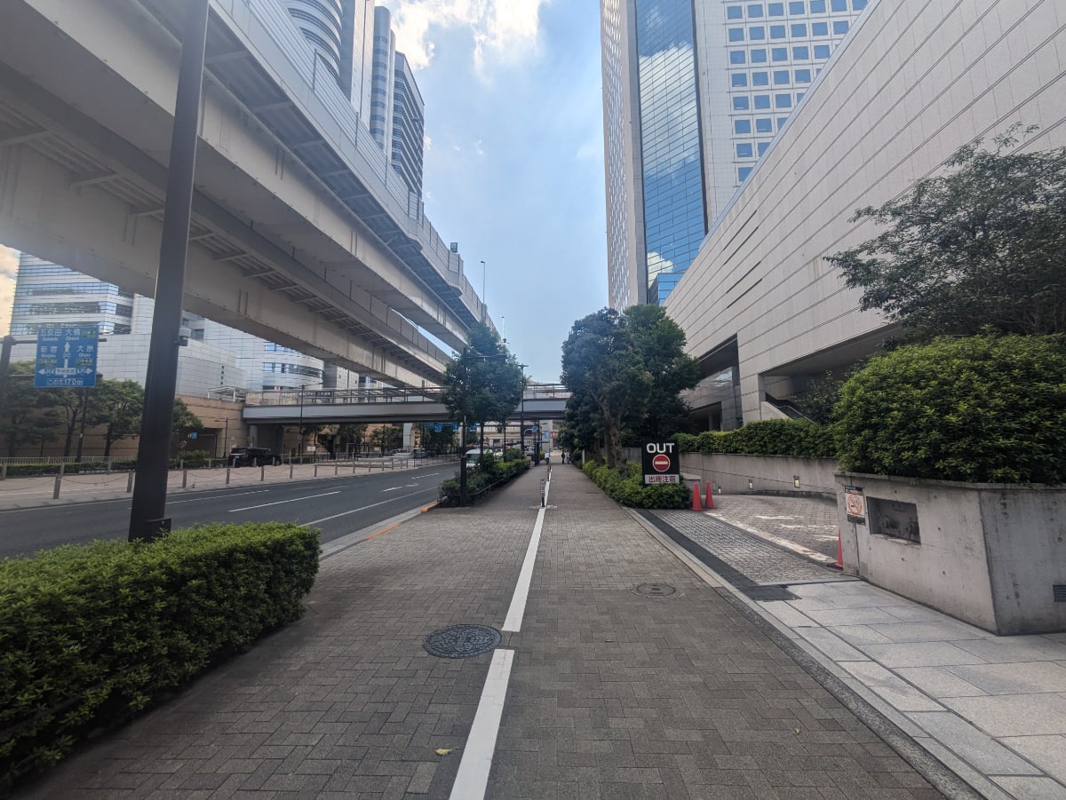 v20250427002254/fresh/building/J00100388397_25