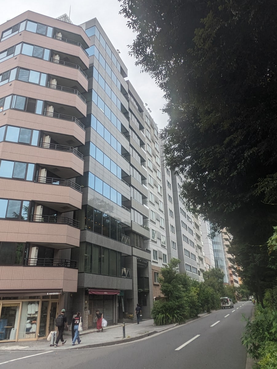 v20250427002254/fresh/building/J00100388401_11