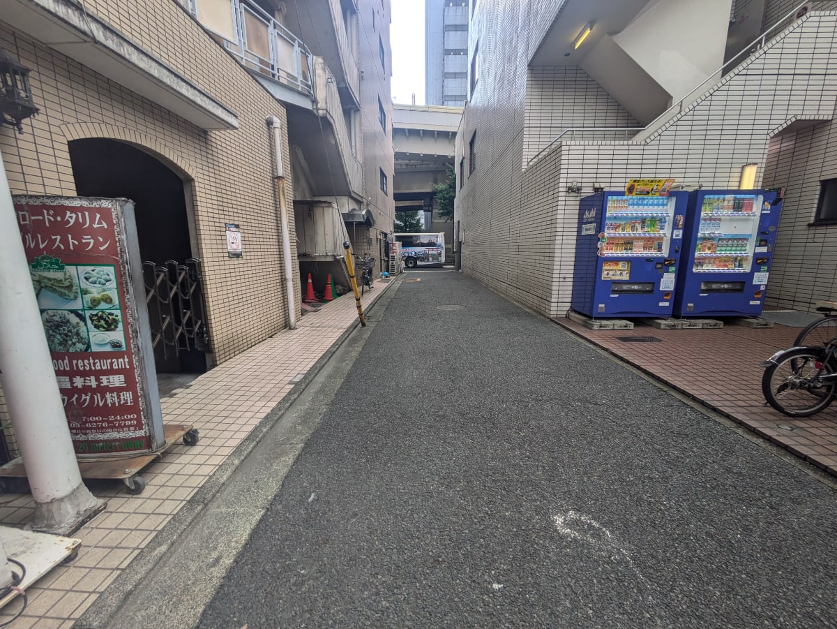 v20250427002254/fresh/building/J00100388408_11